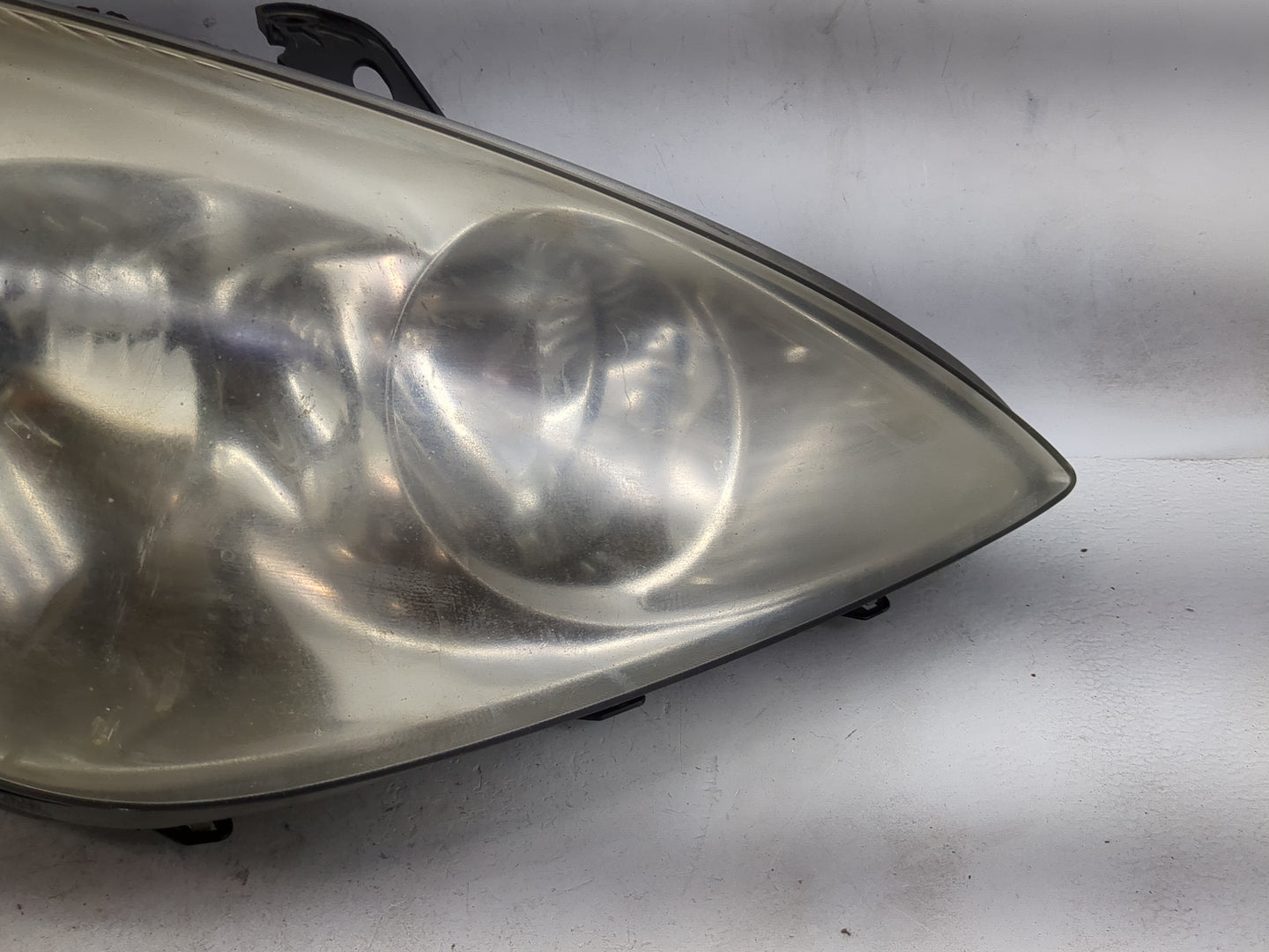 2001-2003 Toyota Sienna Driver Left Oem Head Light Headlight Lamp 1481354 - Oemusedautoparts1.com