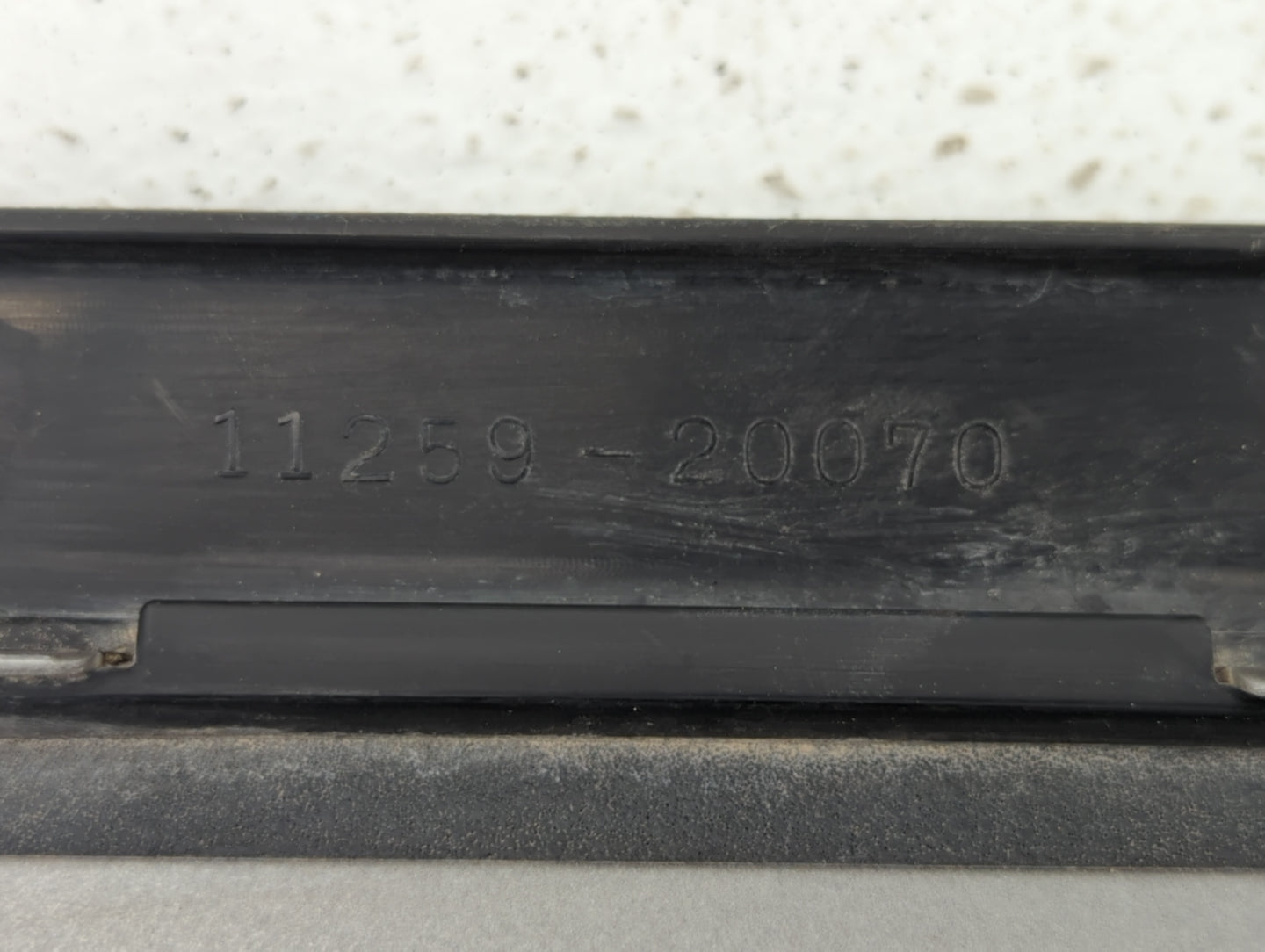 2003 Toyota Sienna Engine Cover Dark Grey - Oemusedautoparts1.com