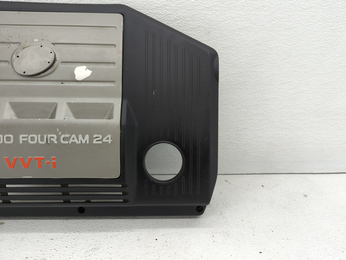 2003 Toyota Sienna Engine Cover - Oemusedautoparts1.com