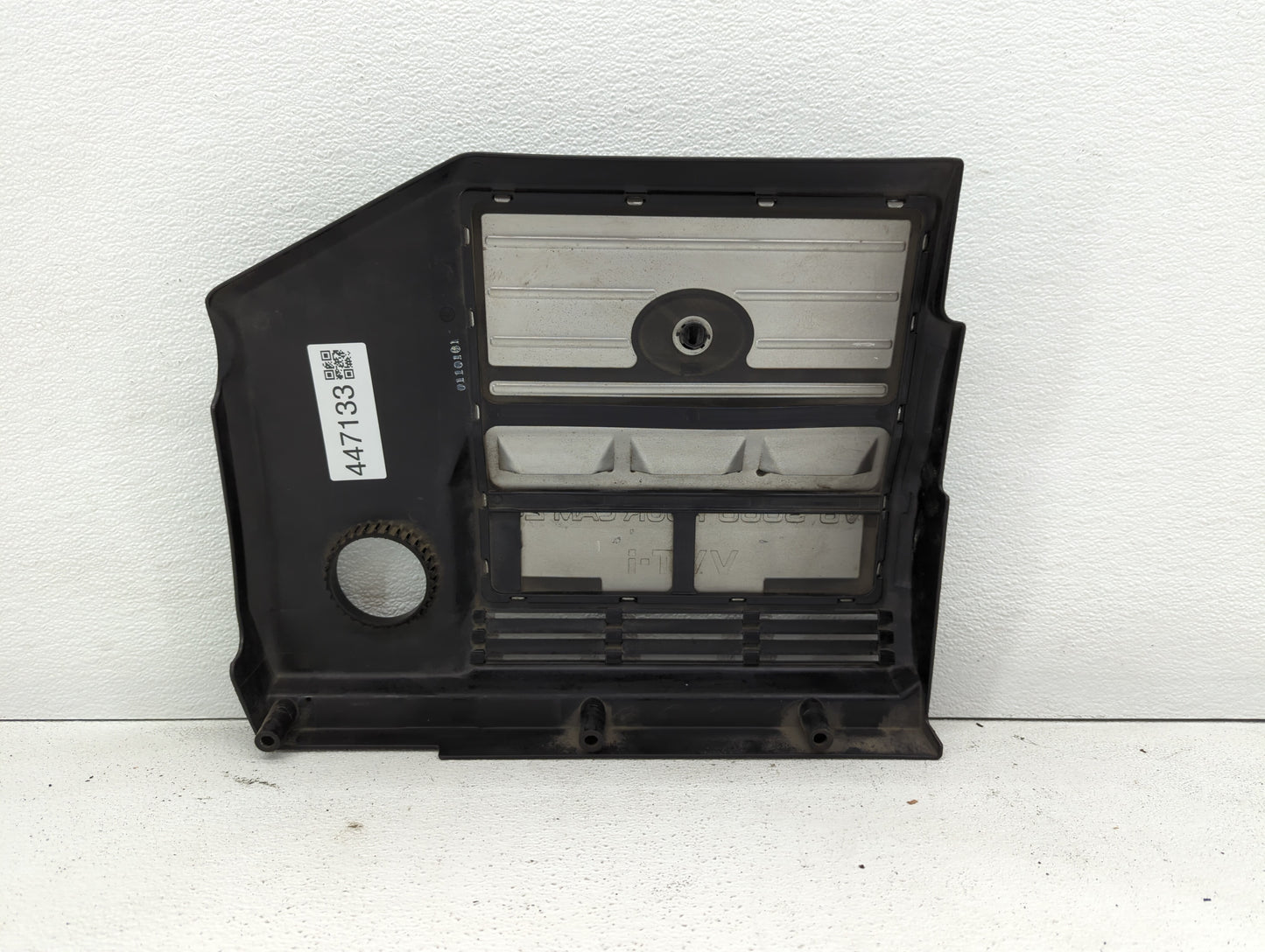 2003 Toyota Sienna Engine Cover - Oemusedautoparts1.com