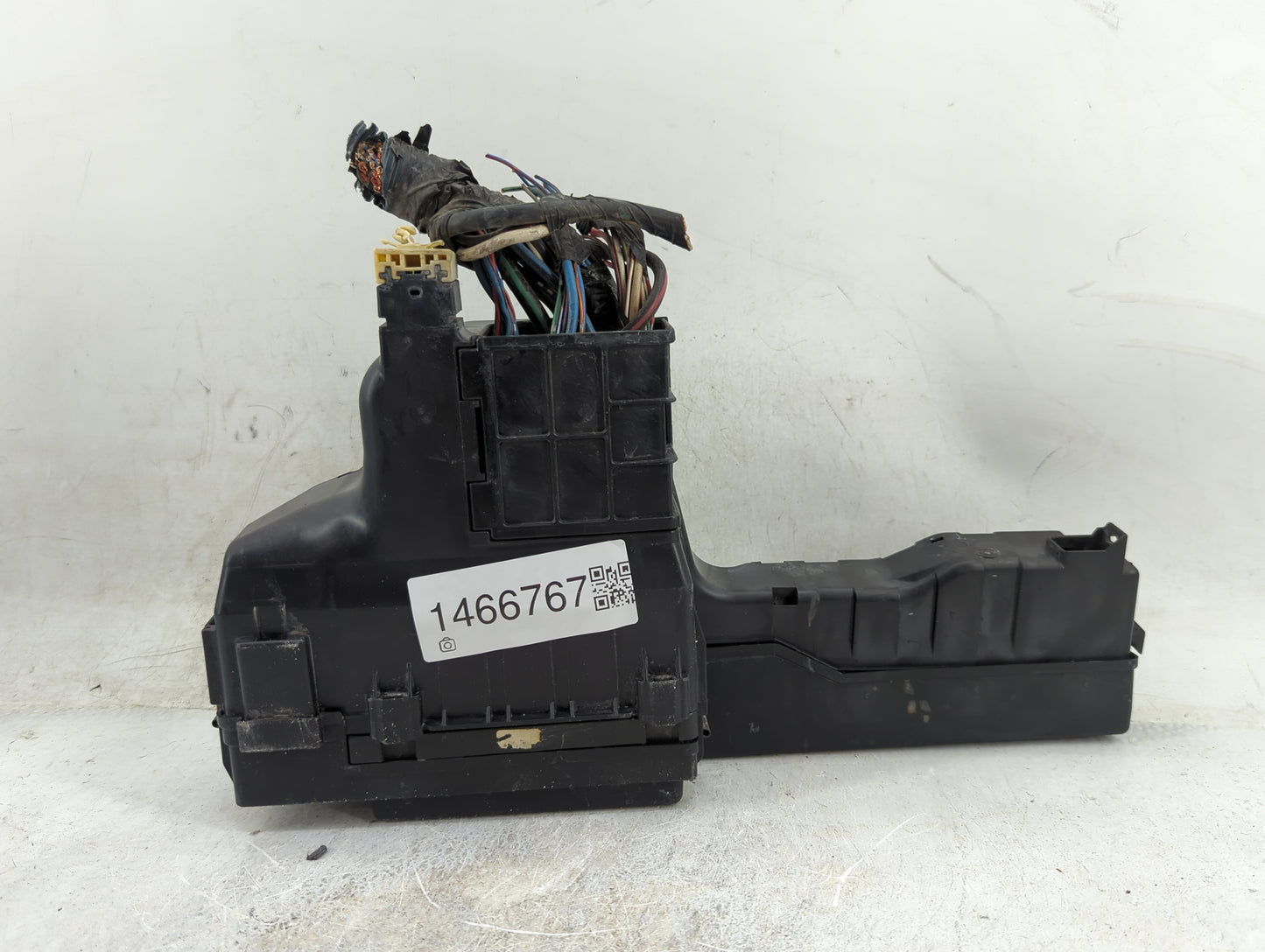 2002-2003 Toyota Solara Fusebox Fuse Box Panel Relay Module Fits Fits 2002 2003 OEM Used Auto Parts - Oemusedautoparts1.com