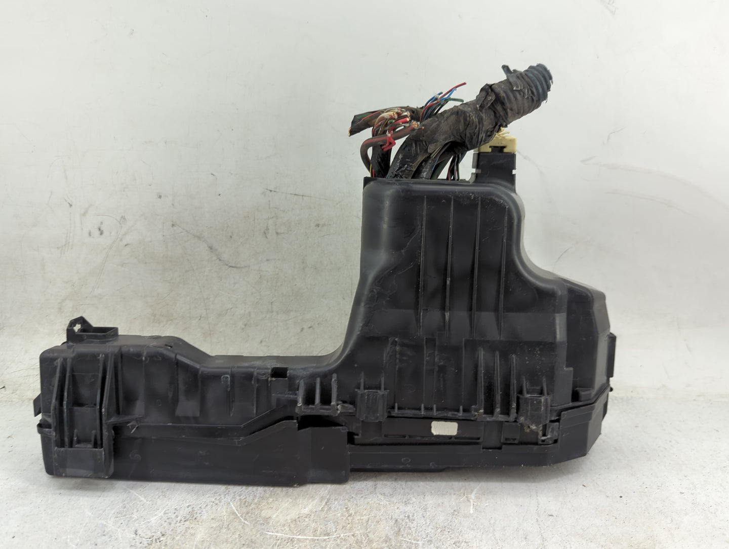 2002-2003 Toyota Solara Fusebox Fuse Box Panel Relay Module Fits Fits 2002 2003 OEM Used Auto Parts - Oemusedautoparts1.com