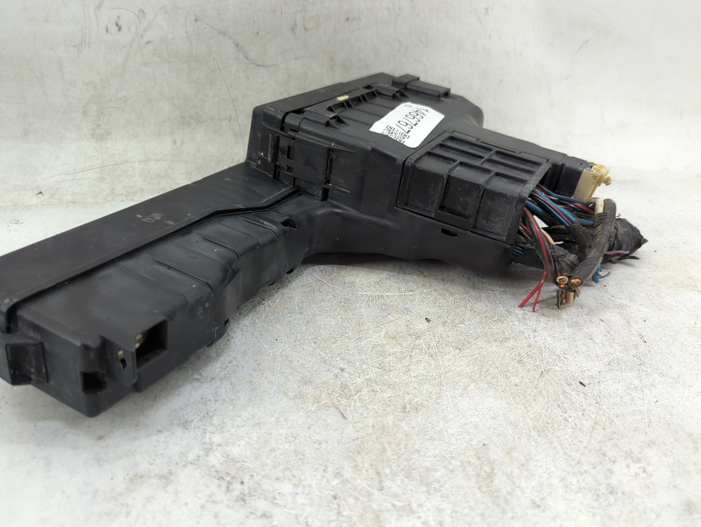 2002-2003 Toyota Solara Fusebox Fuse Box Panel Relay Module Fits Fits 2002 2003 OEM Used Auto Parts - Oemusedautoparts1.com