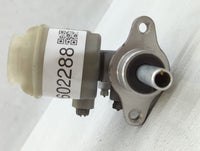 2001-2004 Toyota Tacoma Brake Master Cylinder - Oemusedautoparts1.com