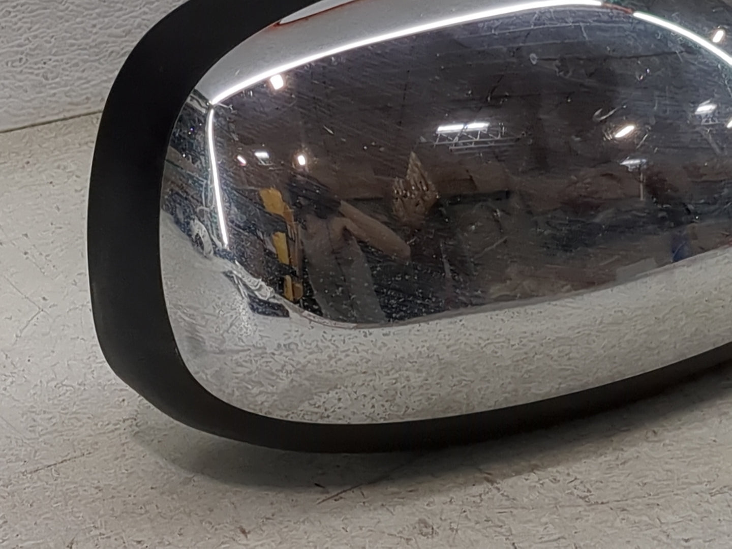 2003-2006 Toyota Tundra Passenger Side View Mirror - Right Door Mirror OEM Used - Oemusedautoparts1.com
