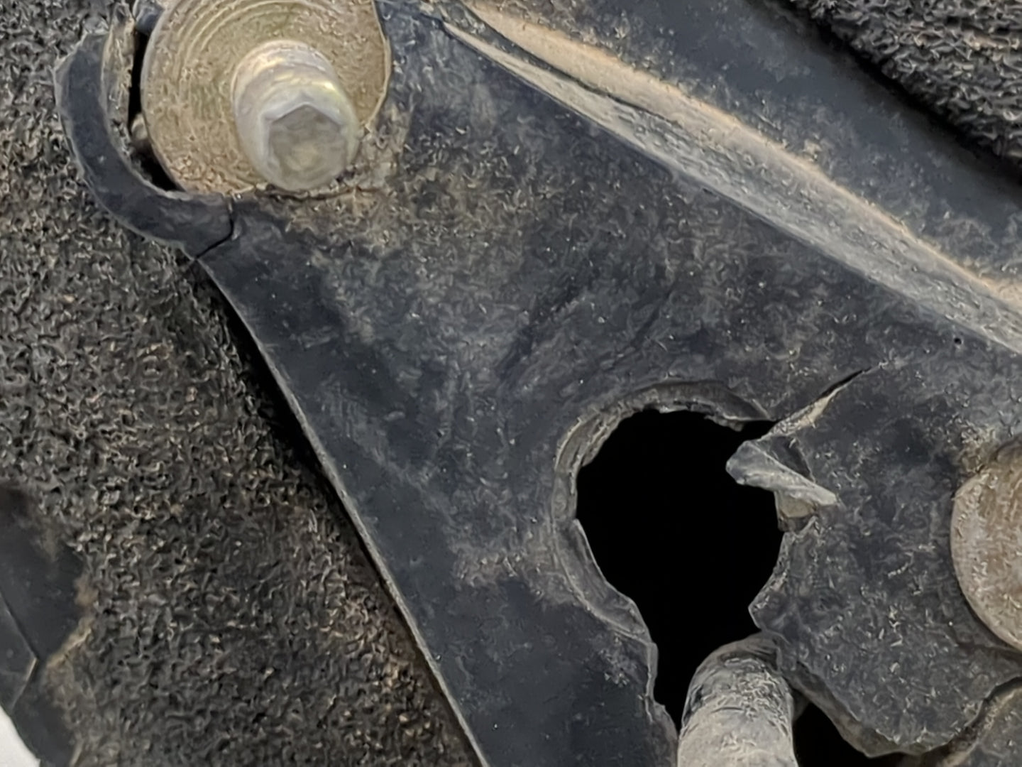 2003-2006 Toyota Tundra Passenger Side View Mirror - Right Door Mirror OEM Used - Oemusedautoparts1.com