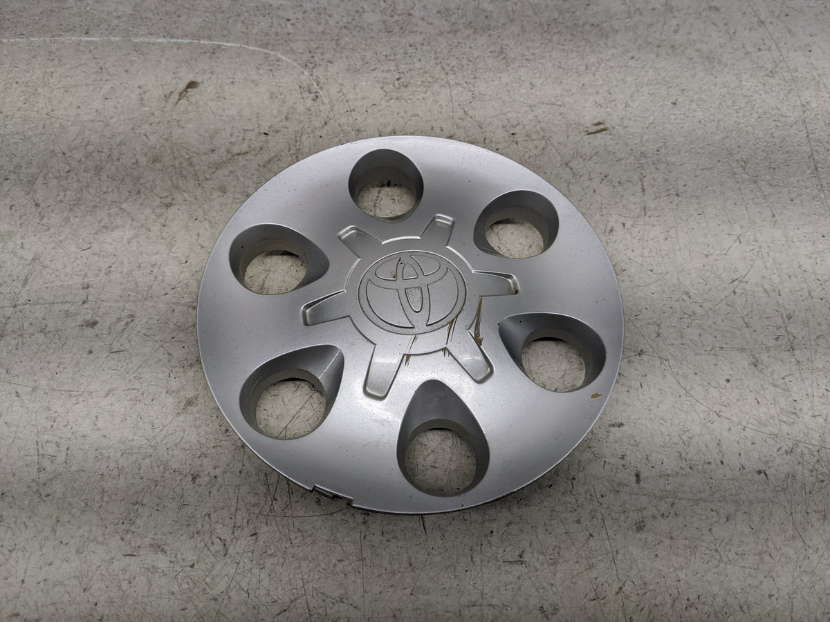 2003 Toyota Tundra Center Cap Oem Silver - Oemusedautoparts1.com