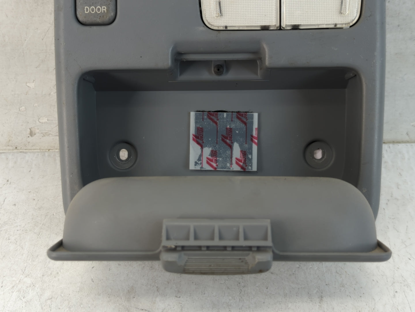 2000-2006 Toyota Tundra Overhead Roof Console - Oemusedautoparts1.com