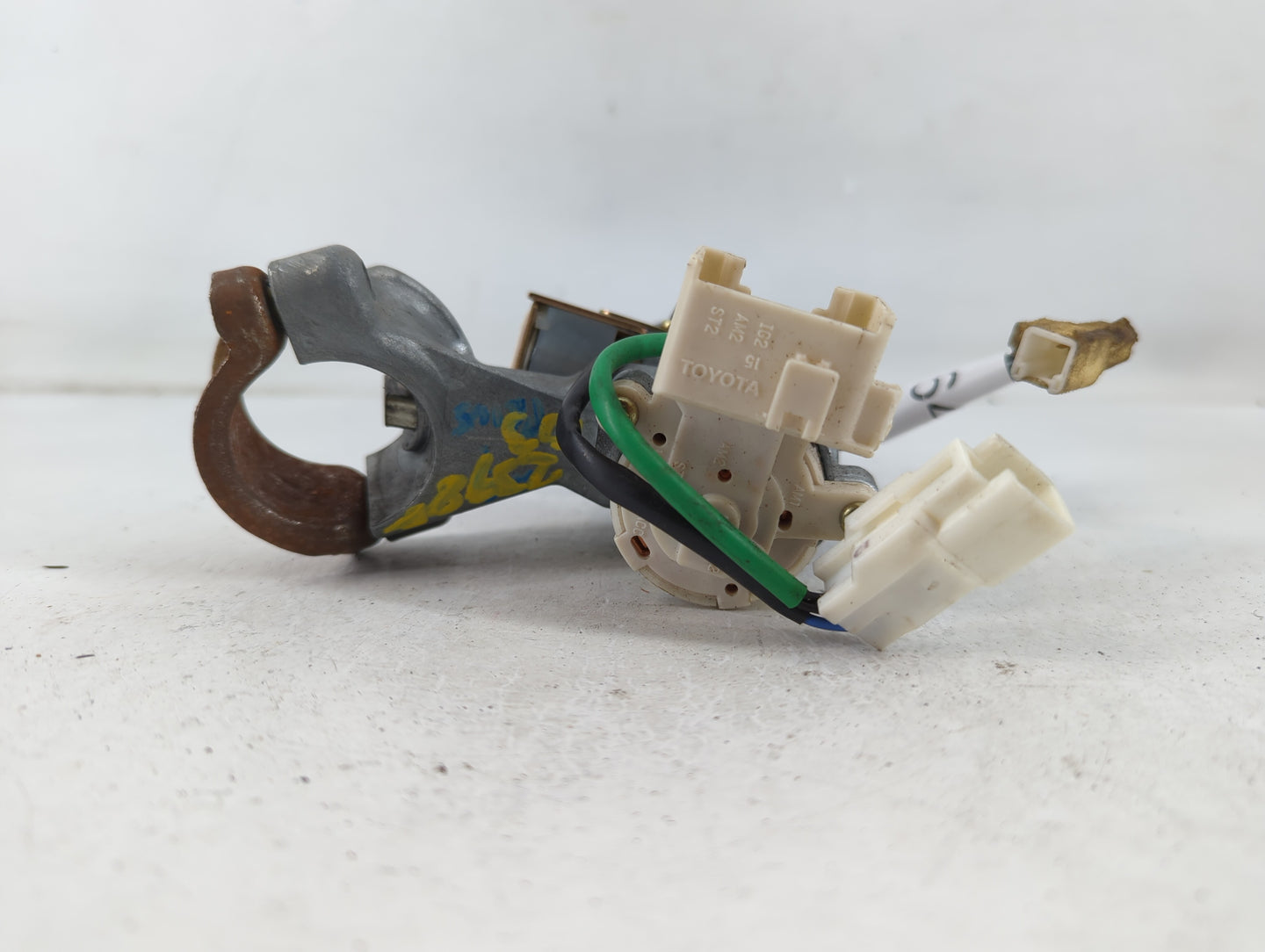 Toyota Trucks Tundra Ignition Switch Oem 1030 A - Oemusedautoparts1.com