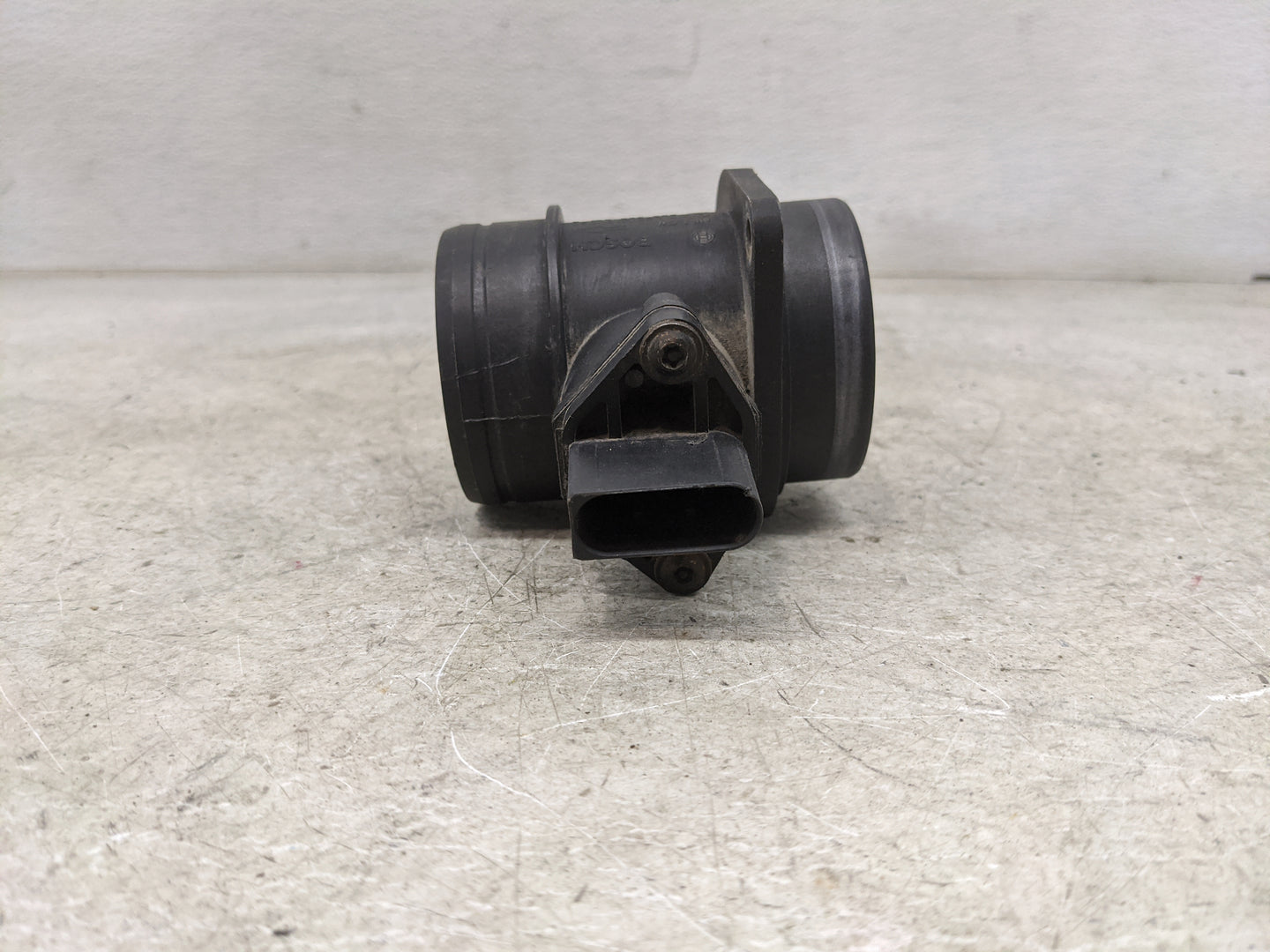 2001-2005 Volkswagen Beetle Mass Air Flow Meter Maf 1485375 - Oemusedautoparts1.com