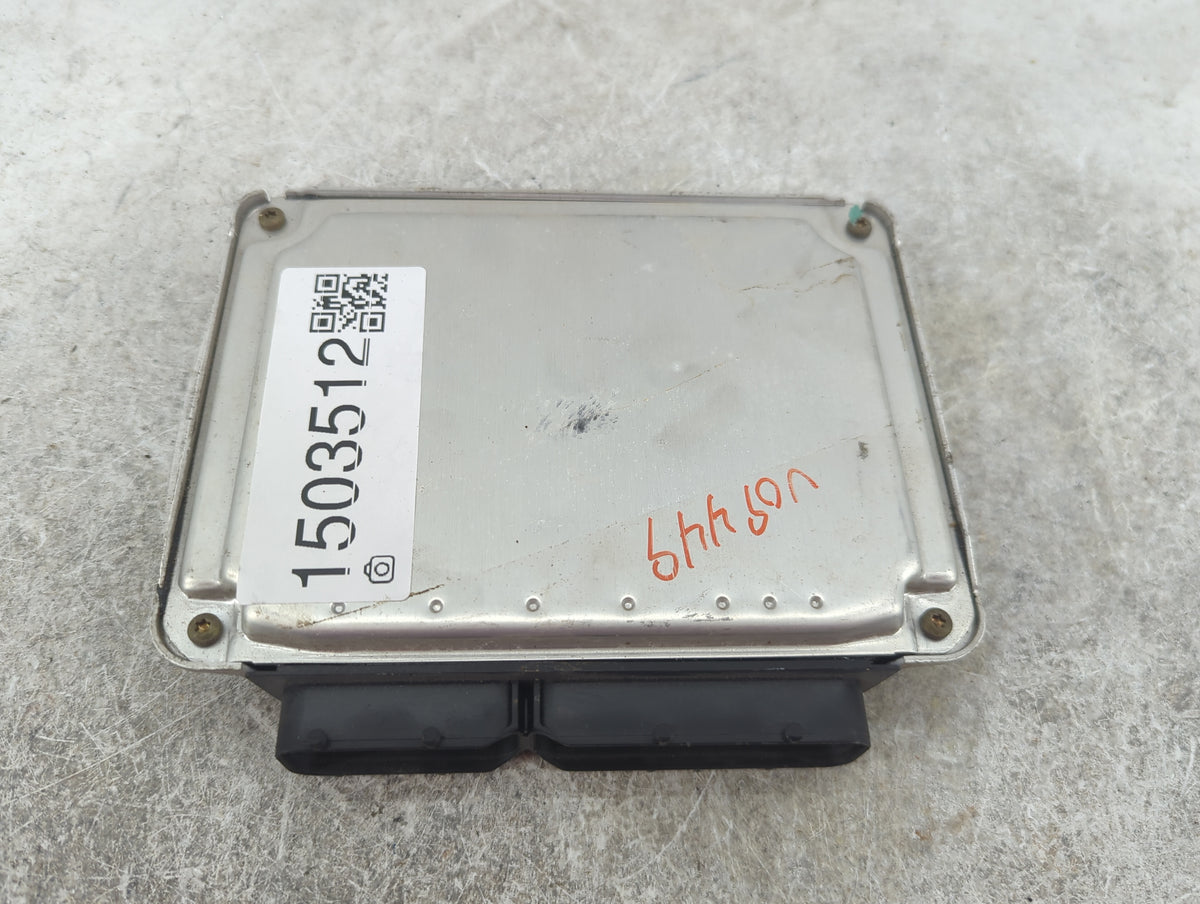 2003 Volkswagen Beetle PCM Engine Control Computer ECU ECM PCU OEM P/N:06A906032KC 0261207764 OEM Used Auto Parts - Oemuseda