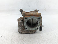 2001-2005 Volkswagen Beetle Throttle Body P/N:06A 133 062 D Fits Fits 2000 2001 2002 2003 2004 2005 2006 2007 OEM Used Auto 