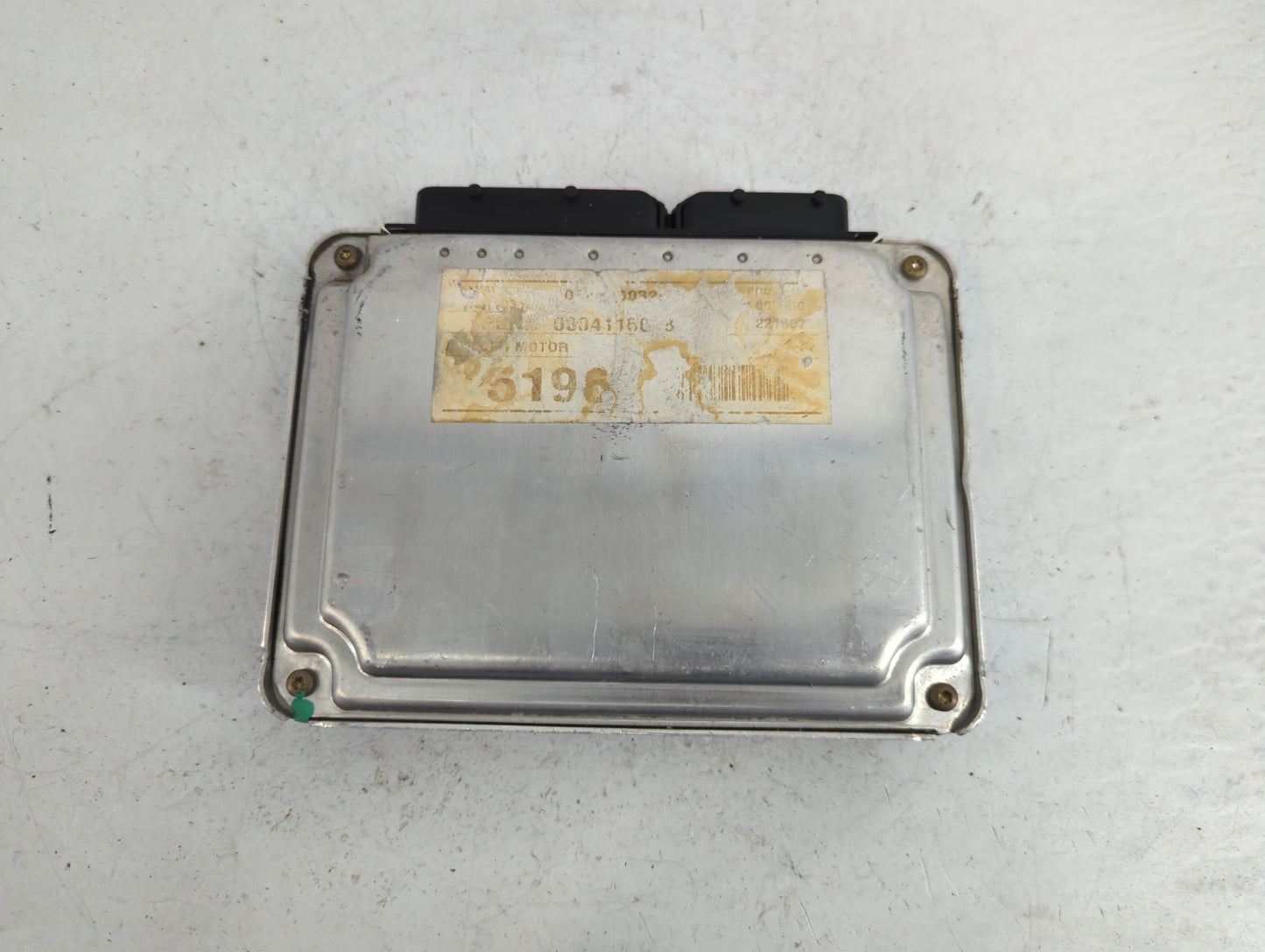 2003 Volkswagen Golf PCM Engine Control Computer ECU ECM PCU OEM P/N:06A 906 032 MD Fits Fits 2004 OEM Used Auto Parts - Oem