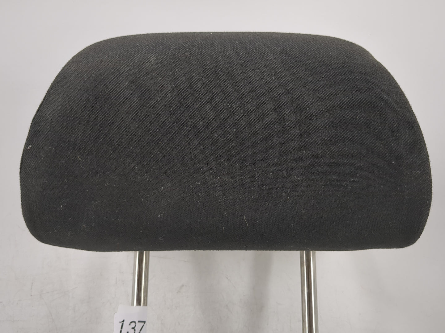 2000-2007 Volkswagen Golf Headrest Head Rest Front Driver Passenger Seat Fits Fits 2000 2001 2002 2003 2004 2005 2006 2007 O