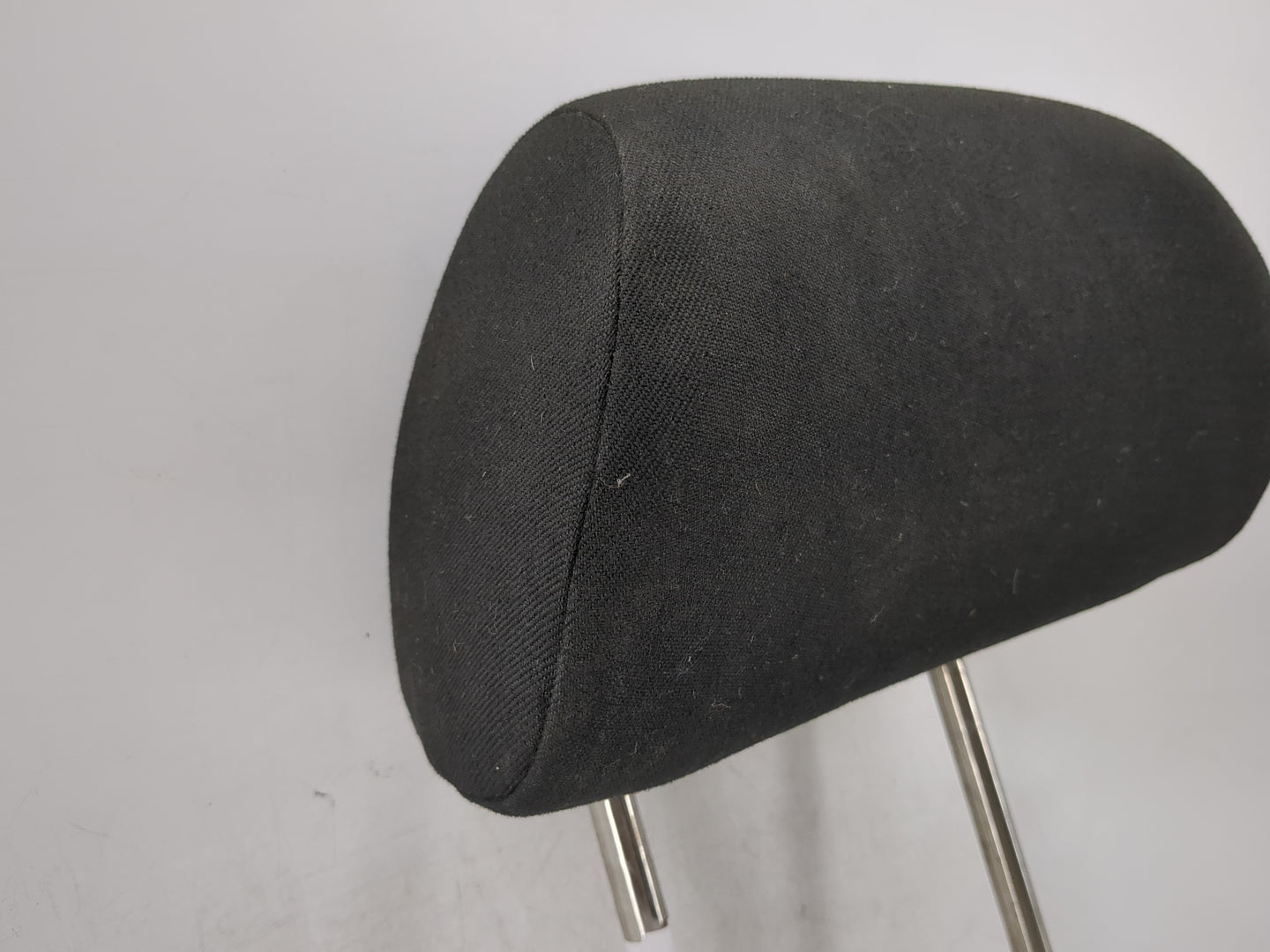 2000-2007 Volkswagen Golf Headrest Head Rest Front Driver Passenger Seat Fits Fits 2000 2001 2002 2003 2004 2005 2006 2007 O