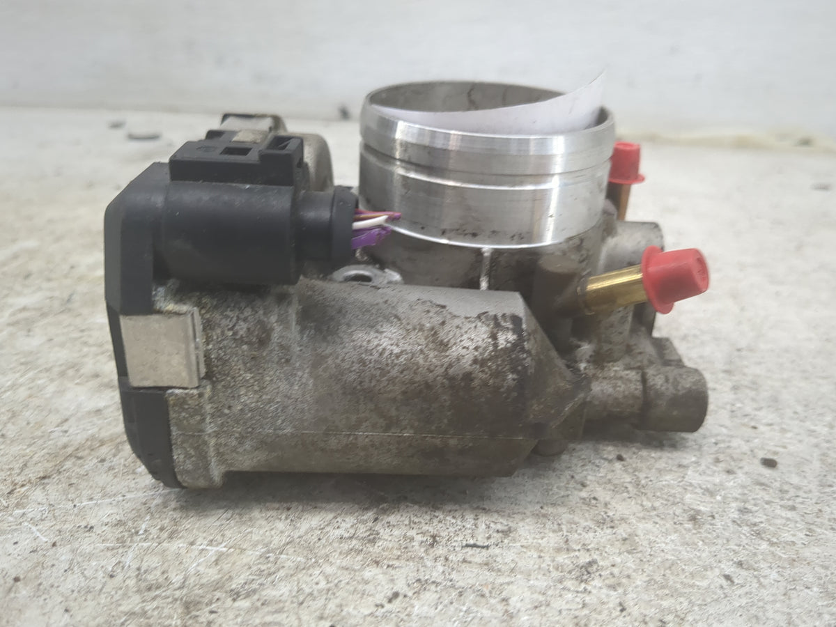 2000-2007 Volkswagen Golf Throttle Body P/N:06A 133 062 D 0 280 750 061 Fits Fits 2000 2001 2002 2003 2004 2005 2006 2007 OE