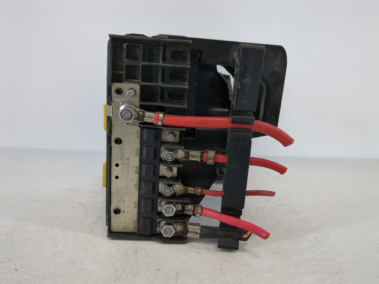 2002-2004 Volkswagen Jetta Fusebox Fuse Box Panel Relay Module Fits Fits 2002 2003 2004 OEM Used Auto Parts - Oemusedautopar