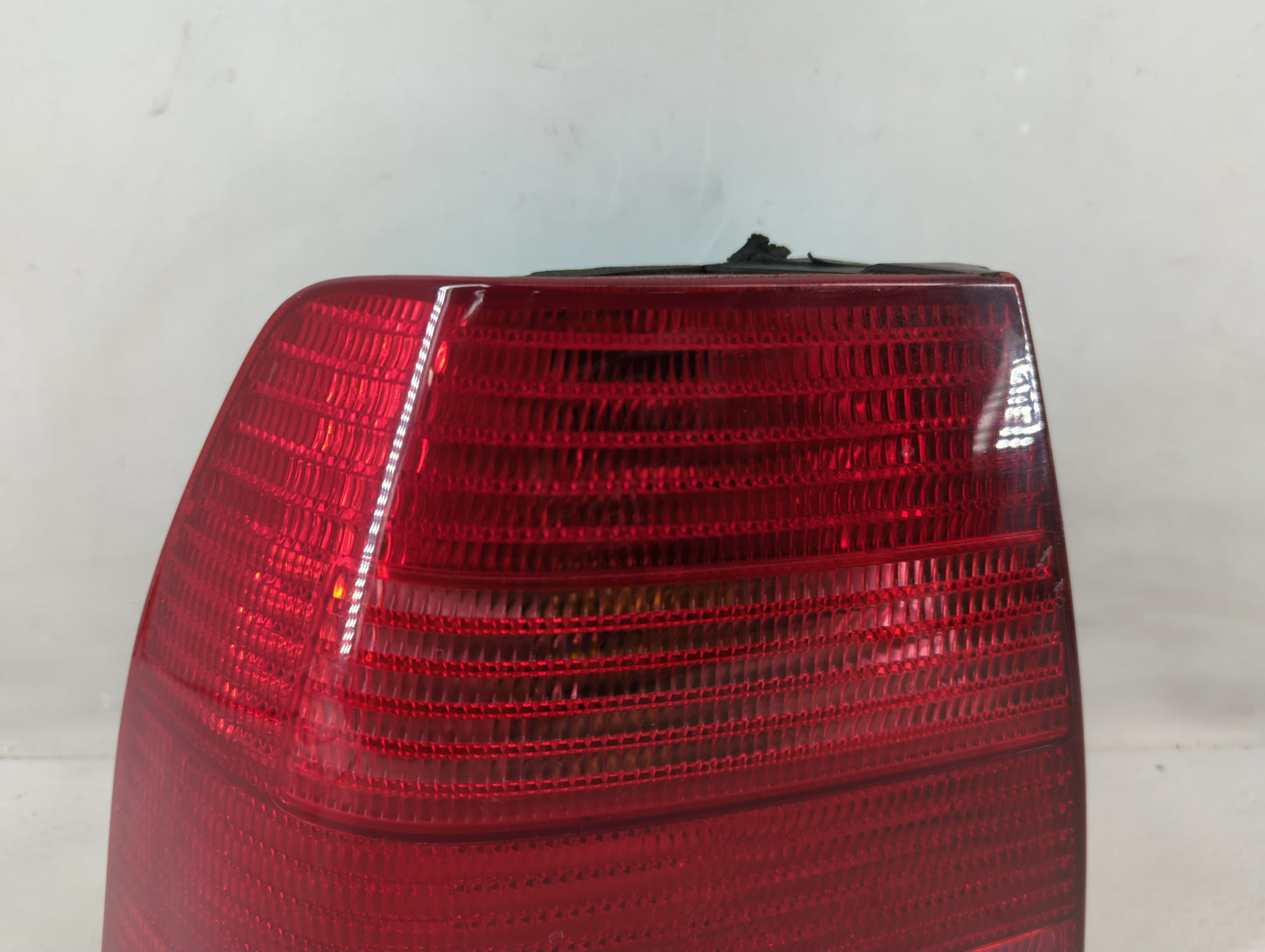 1999-2003 Volkswagen Jetta Tail Light Assembly Driver Left OEM P/N:1 J5 945 257 Fits Fits 1999 2000 2001 2002 2003 OEM Used 