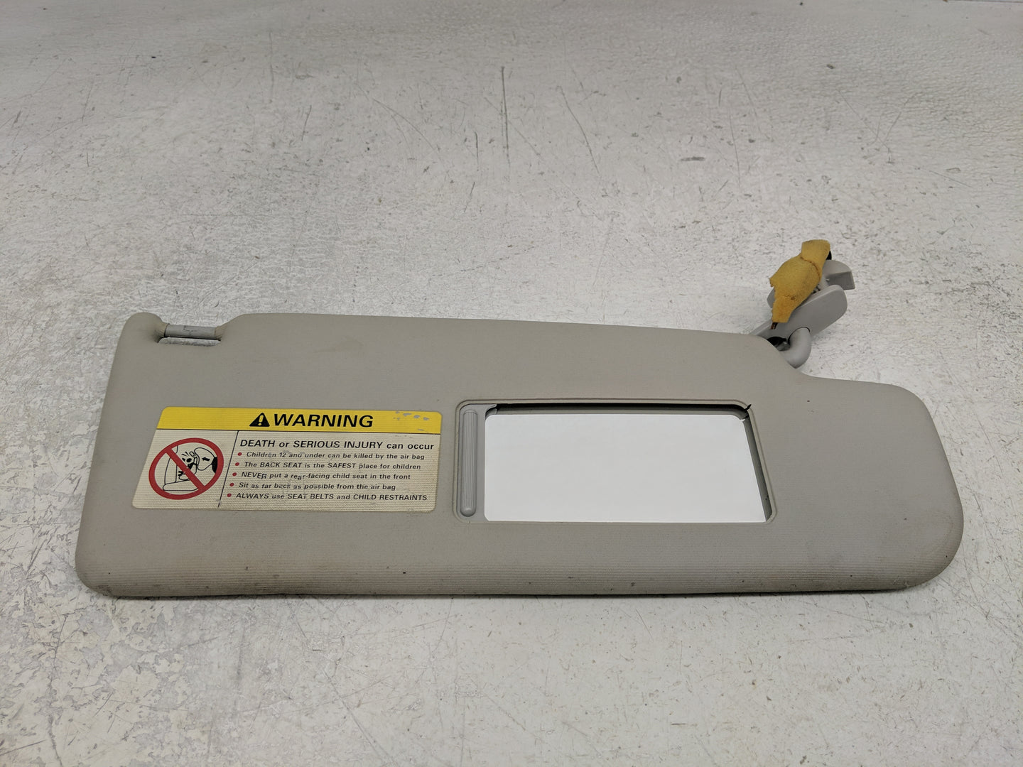 2000-2006 Volkswagen Jetta Sun Visor Shade Replacement Passenger Right Mirror Fits OEM Used Auto Parts - Oemusedautoparts1.c