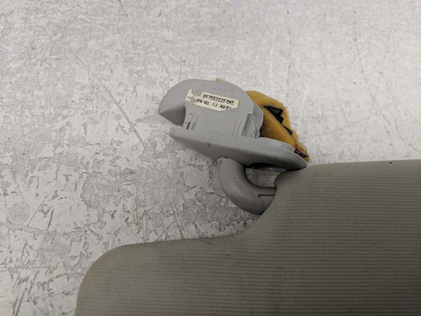 2000-2006 Volkswagen Jetta Sun Visor Shade Replacement Passenger Right Mirror Fits OEM Used Auto Parts - Oemusedautoparts1.c
