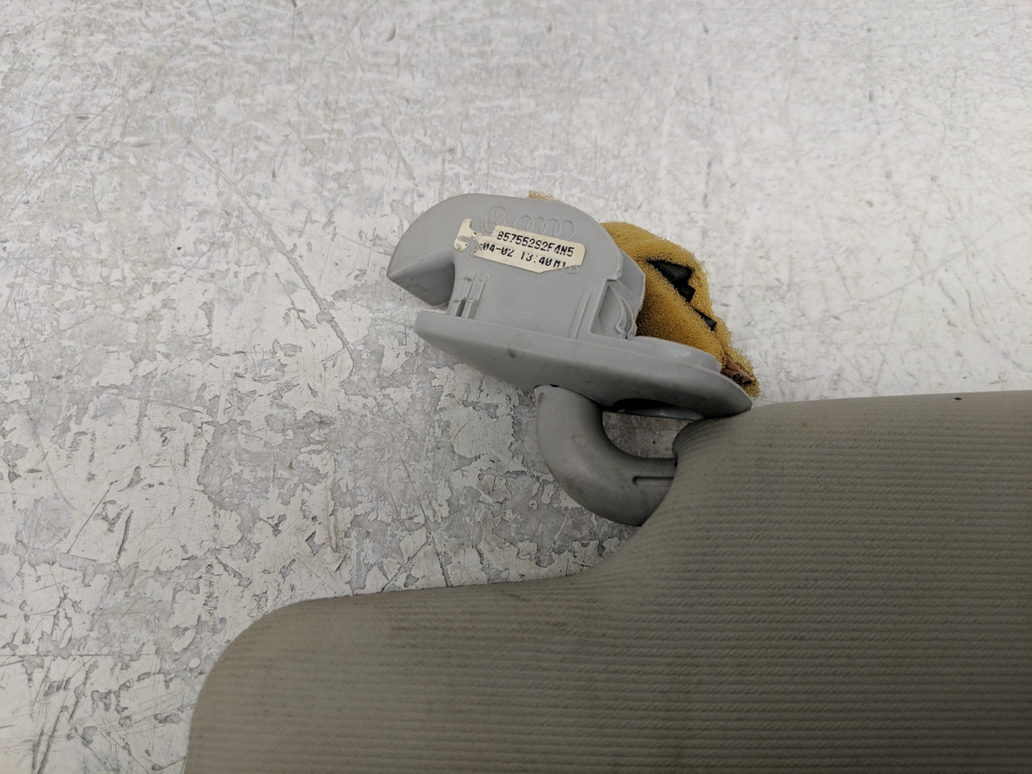 2000-2006 Volkswagen Jetta Sun Visor Shade Replacement Passenger Right Mirror Fits OEM Used Auto Parts - Oemusedautoparts1.c