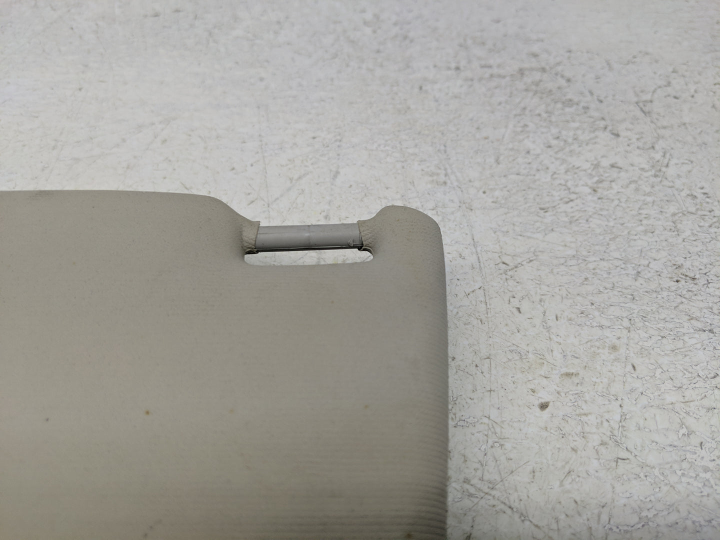 2000-2006 Volkswagen Jetta Sun Visor Shade Replacement Passenger Right Mirror Fits OEM Used Auto Parts - Oemusedautoparts1.c