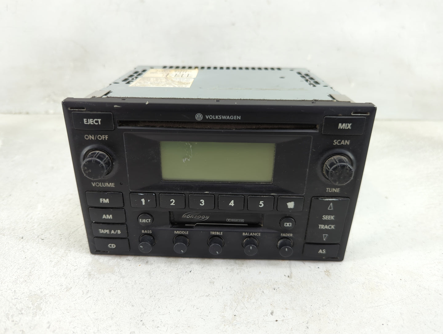 2003 Volkswagen Jetta Radio AM FM Cd Player Receiver Replacement P/N:1JM035157K PU-2354A Fits OEM Used Auto Parts - Oemuseda