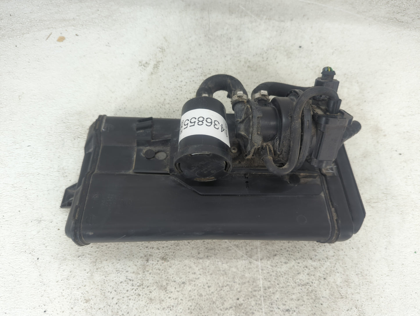 2003 Volkswagen Jetta Fuel Vapor Charcoal Canister - Oemusedautoparts1.com