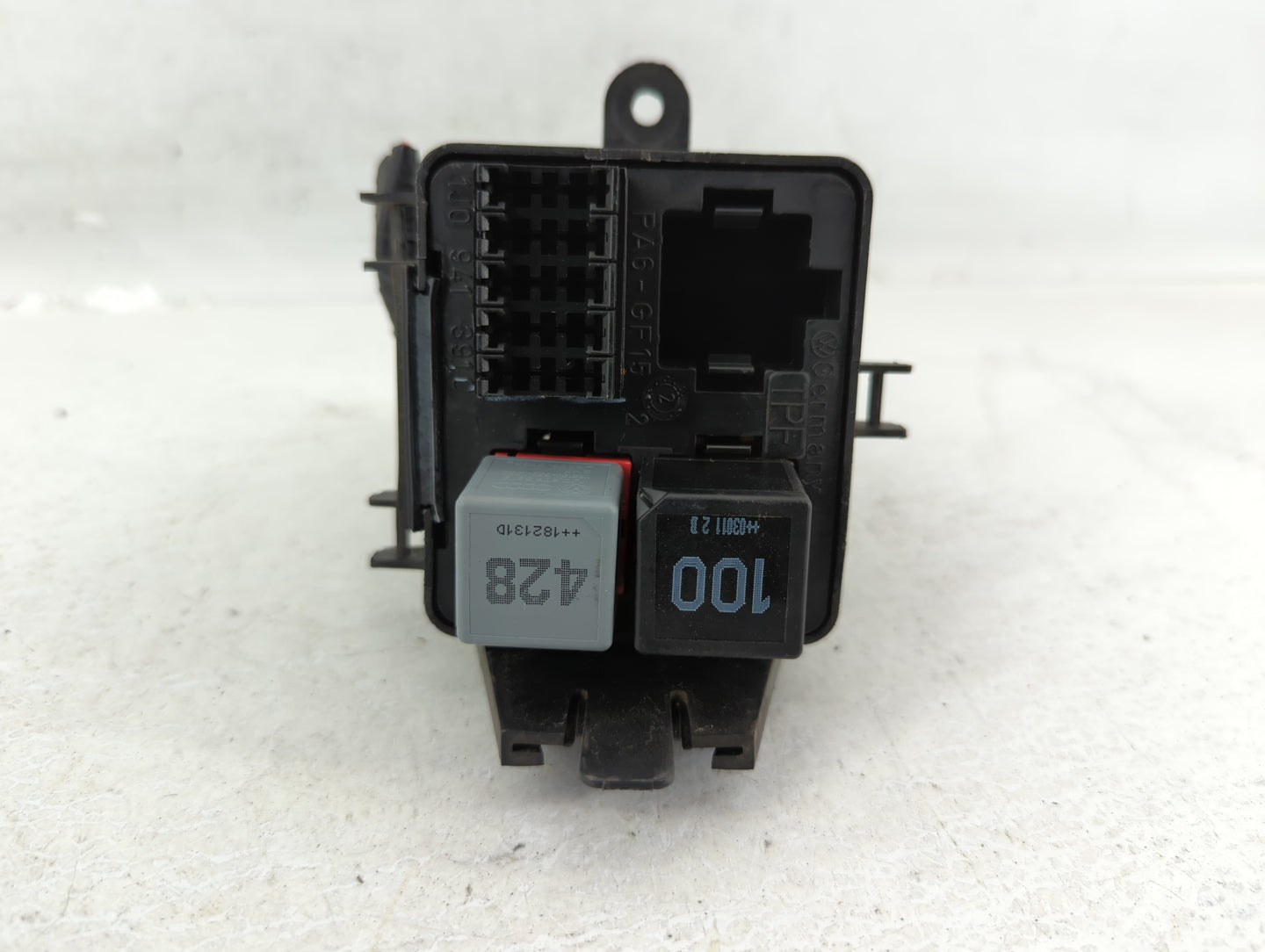 2002-2004 Volkswagen Jetta Fusebox Fuse Box Panel Relay Module P/N:1J0 941 389 B Fits Fits 2002 2003 2004 OEM Used Auto Part