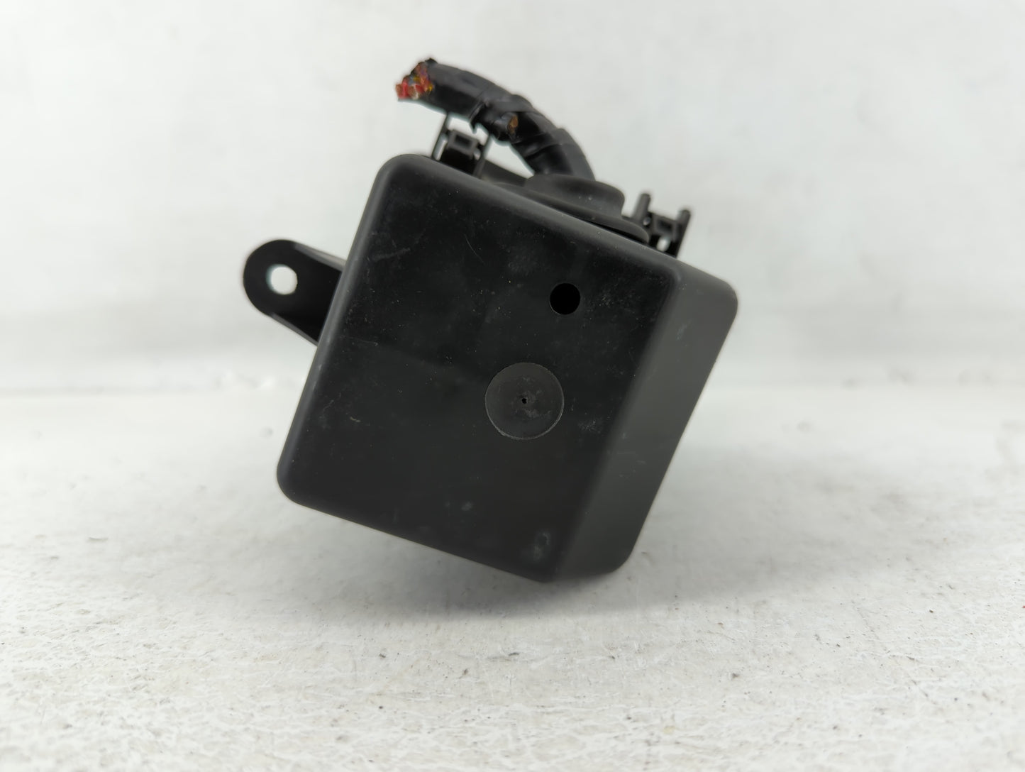 2002-2004 Volkswagen Jetta Fusebox Fuse Box Panel Relay Module P/N:1J0 941 389 B Fits Fits 2002 2003 2004 OEM Used Auto Part