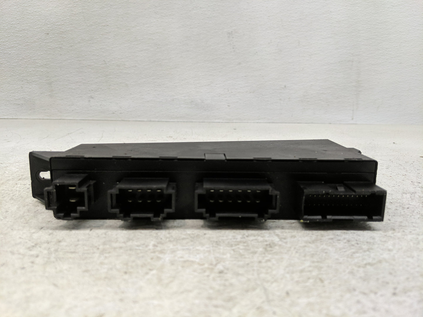 2003 Volkswagen Passat PCM Engine Control Computer ECU ECM PCU OEM Fits OEM Used Auto Parts - Oemusedautoparts1.com