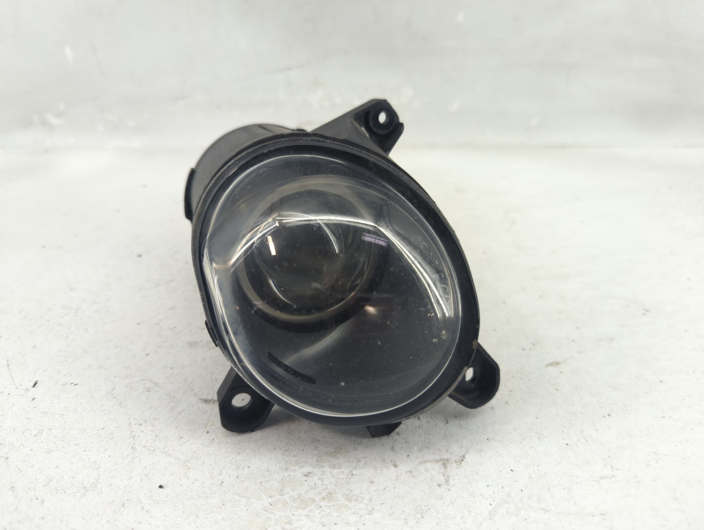 2001-2005 Volkswagen Passat Driver Left Oem Fog Light Lamp - Oemusedautoparts1.com