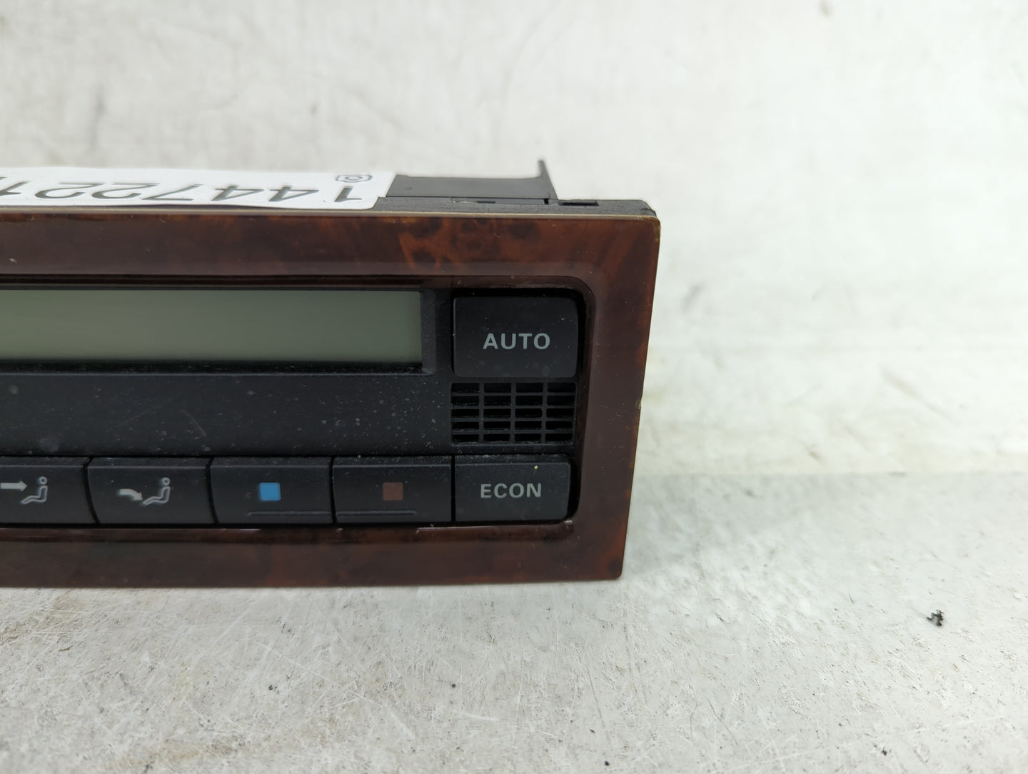 2003-2004 Volkswagen Passat Climate Control Module Temperature AC/Heater Replacement Fits Fits 2003 2004 OEM Used Auto Parts