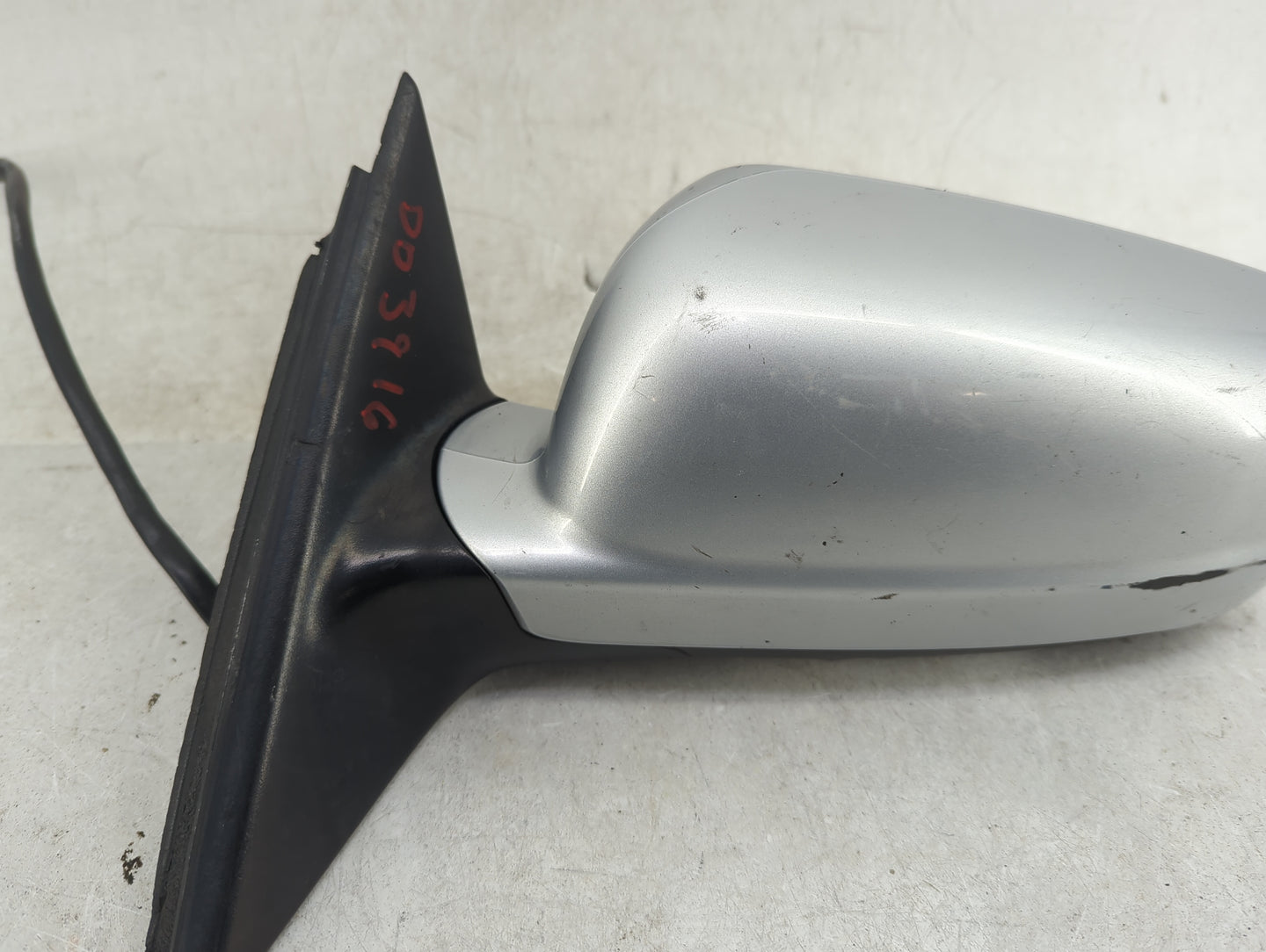 1998-2004 Volkswagen Passat Driver Side View Mirror - Left Door Mirror OEM Used - Oemusedautoparts1.com