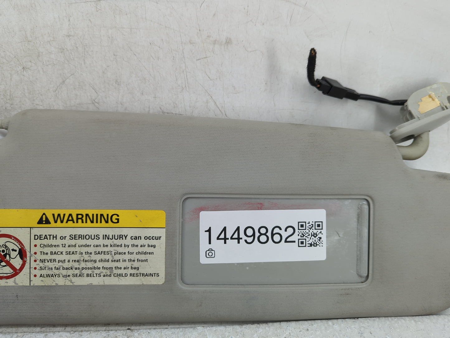 2000-2008 Volkswagen Passat Sun Visor Shade Replacement Passenger Right Mirror Fits OEM Used Auto Parts - Oemusedautoparts1.