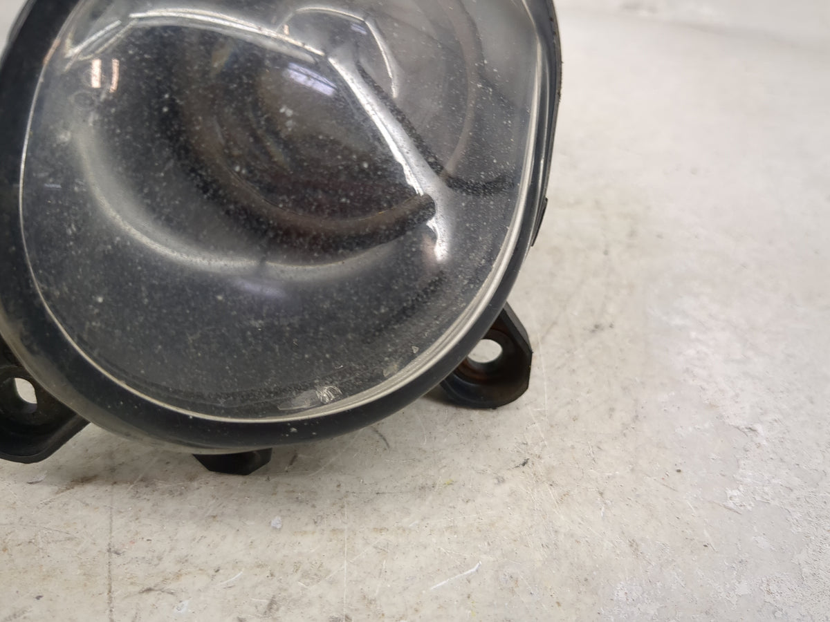 2001-2005 Volkswagen Passat Driver Left Oem Fog Light Lamp Black - Oemusedautoparts1.com