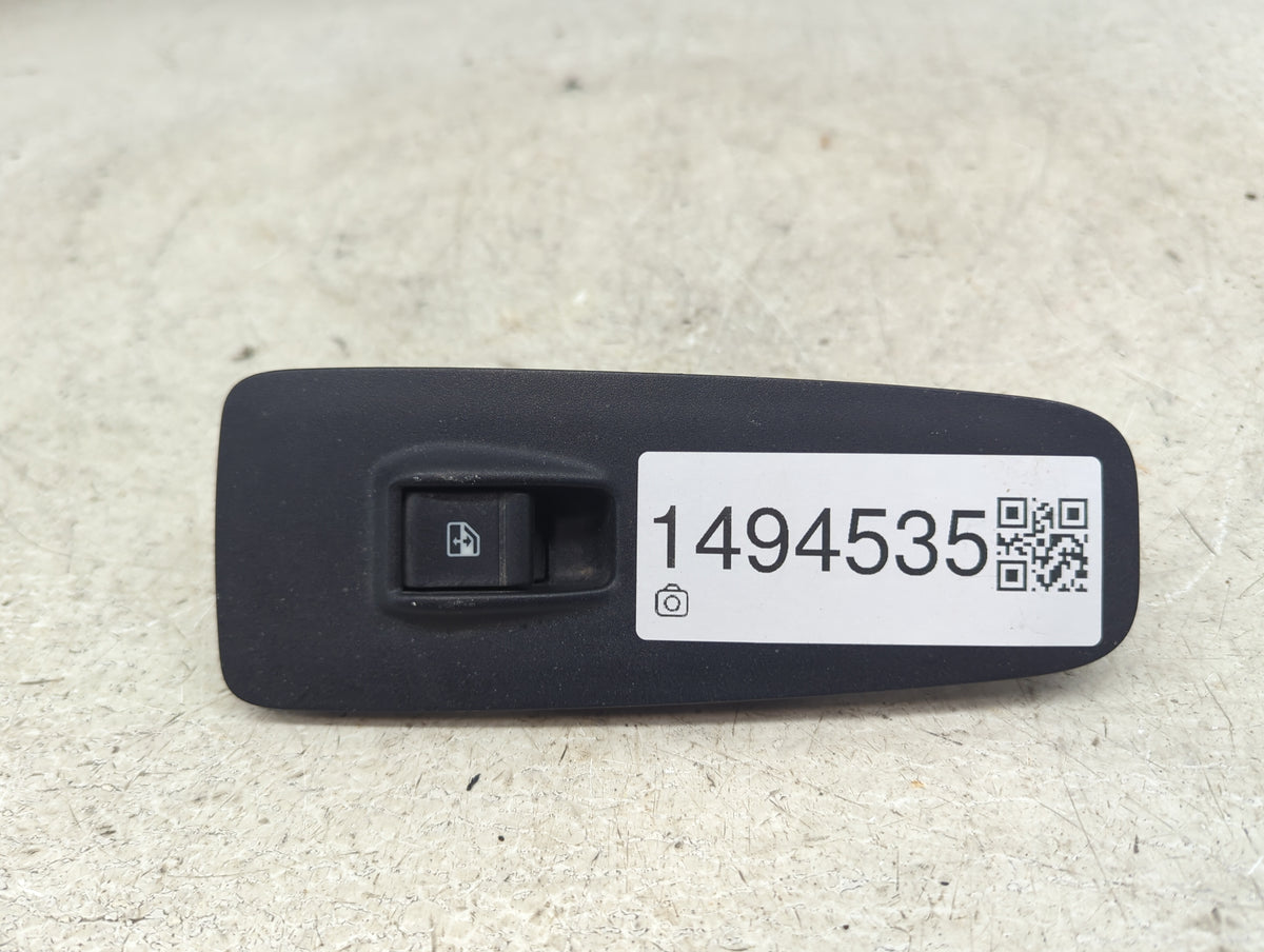 2000-2005 Volkswagen Passat Passenger Right Rear Power Window Switch - Oemusedautoparts1.com