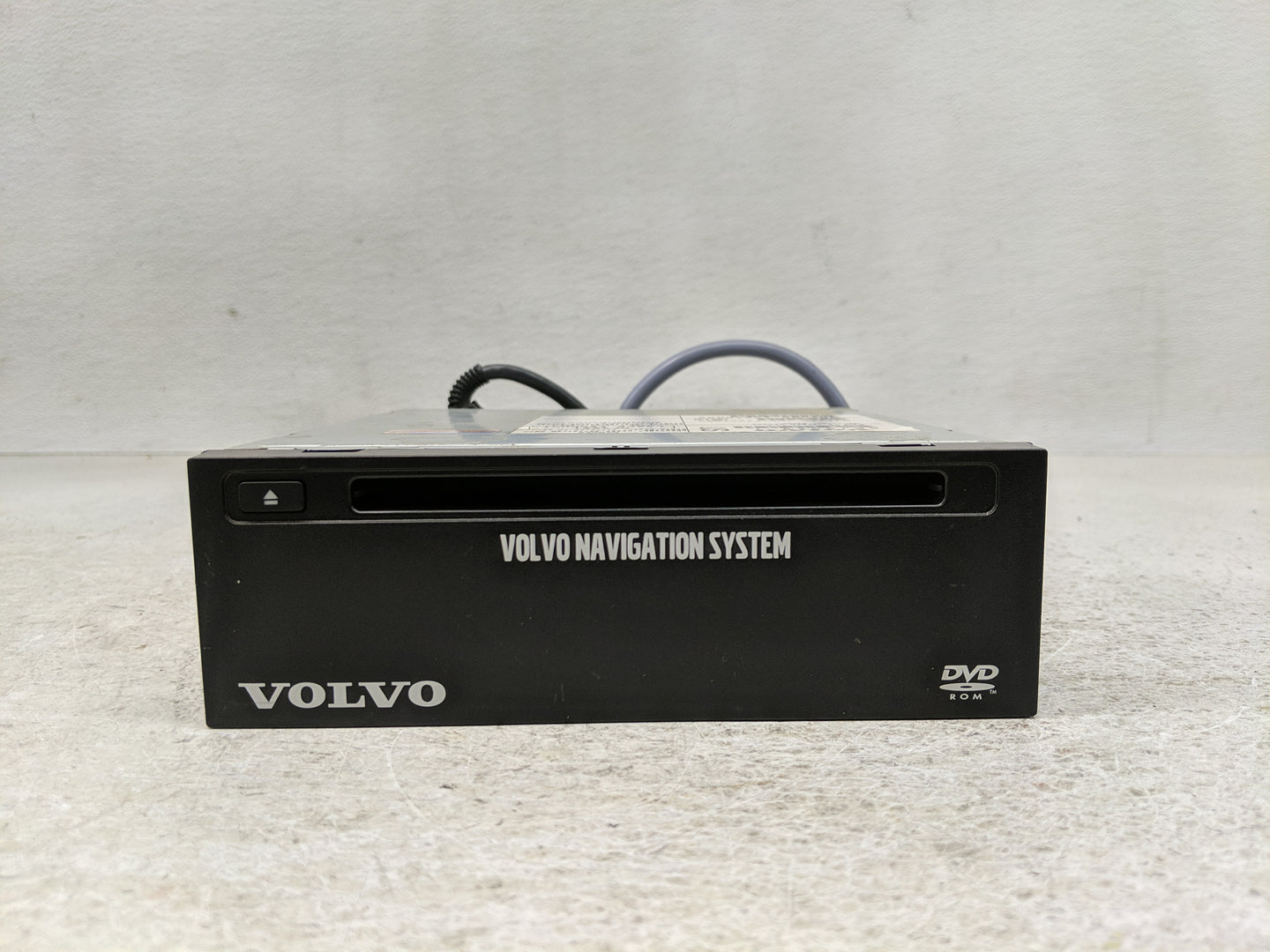 2003 Volvo S80 Radio AM FM Cd Player Receiver Replacement P/N:8673943 Fits OEM Used Auto Parts - Oemusedautoparts1.com