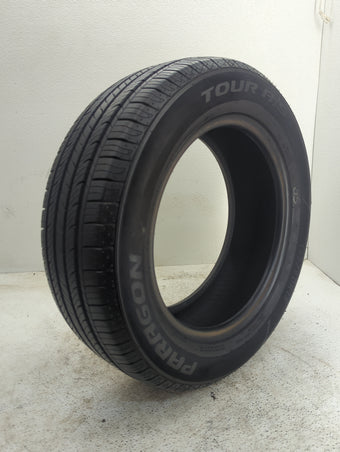 compare product Used Tire 195/60R15 PARAGON TOUR A/S 88H - Tread Depth 12/32