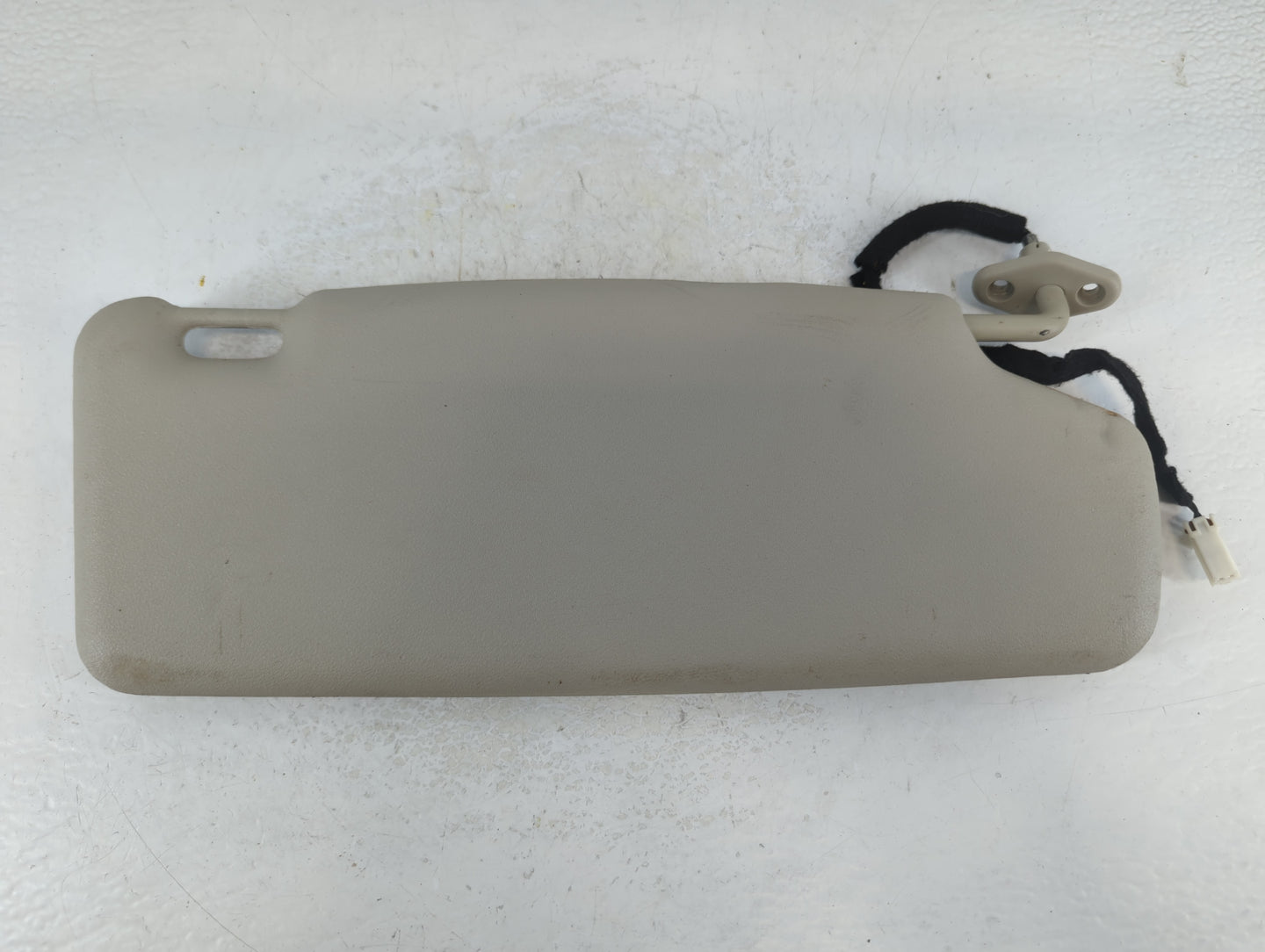 2000-2003 Volvo V40 Sun Visor Shade Replacement Driver Left Mirror Fits Fits 2000 2001 2002 2003 OEM Used Auto Parts - Oemus
