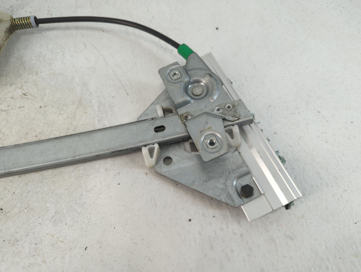 2000-2004 Volvo V40 Used Window Regulator Passenger Front - Oemusedautoparts1.com