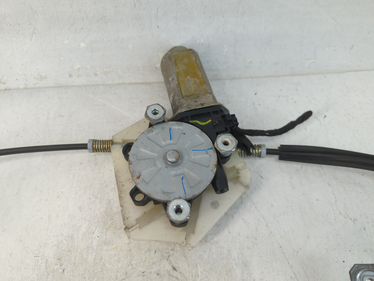 2000-2004 Volvo V40 Driver Left Front Window Regulator - Oemusedautoparts1.com