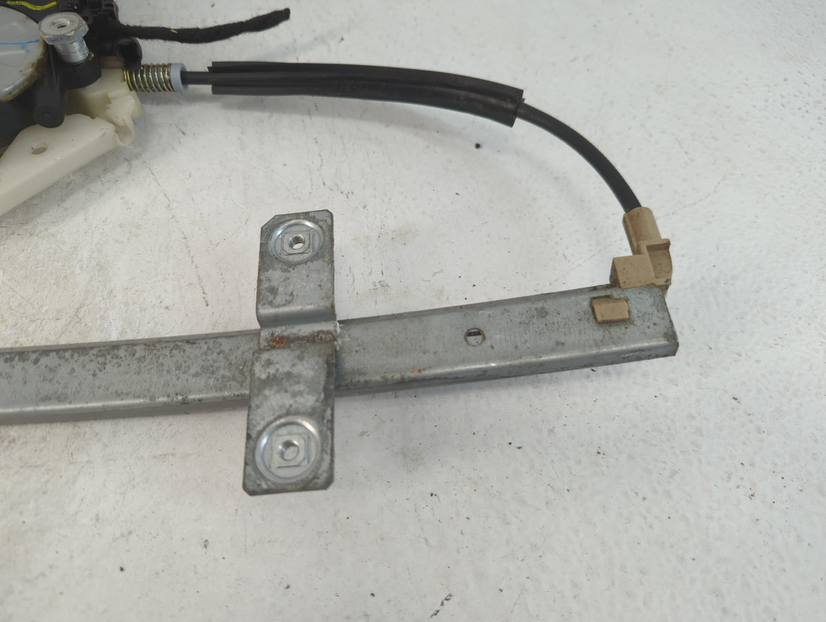 2000-2004 Volvo V40 Driver Left Front Window Regulator - Oemusedautoparts1.com
