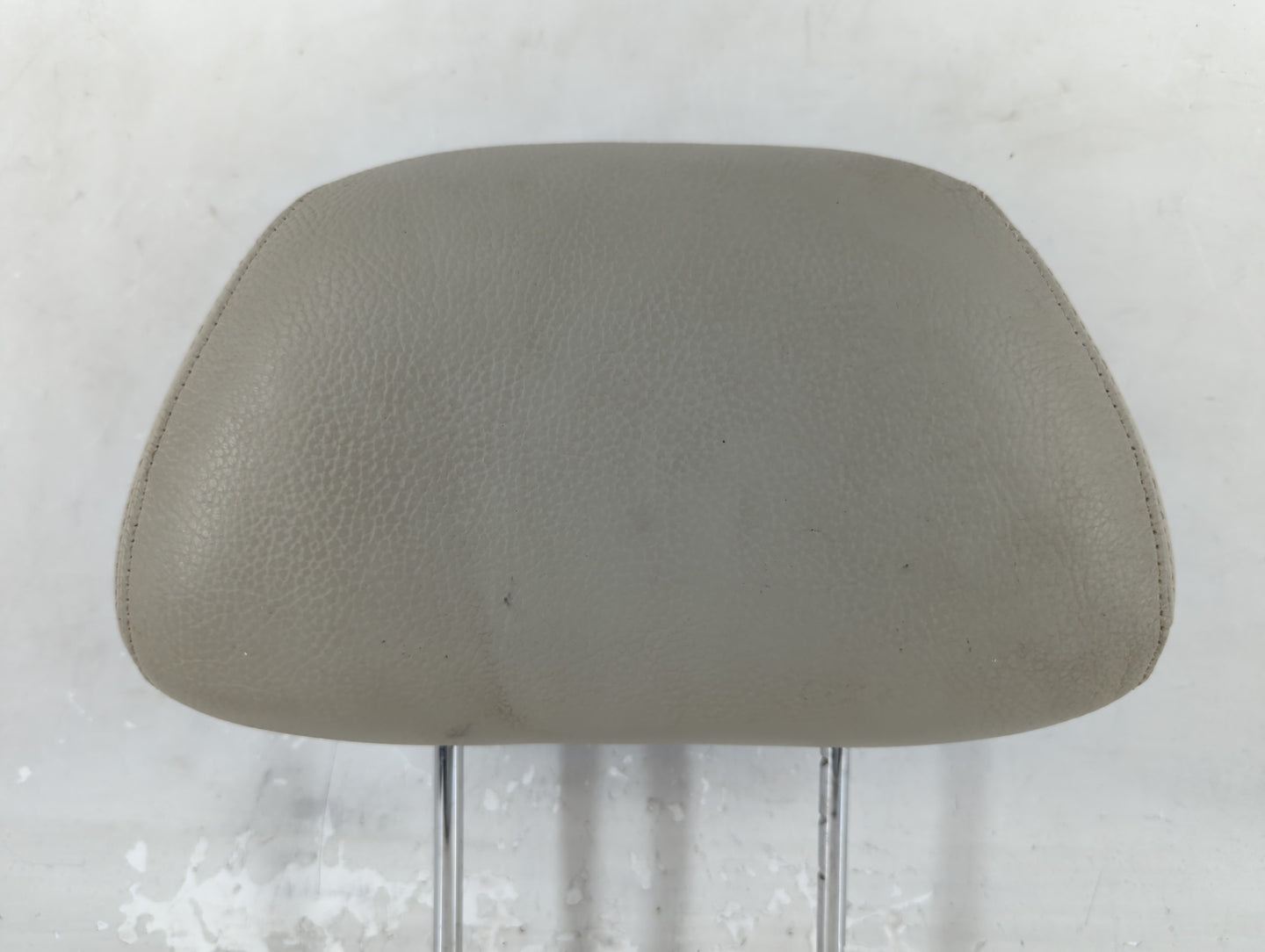 2003 Volvo V40 Headrest Head Rest Rear Seat Fits OEM Used Auto Parts - Oemusedautoparts1.com