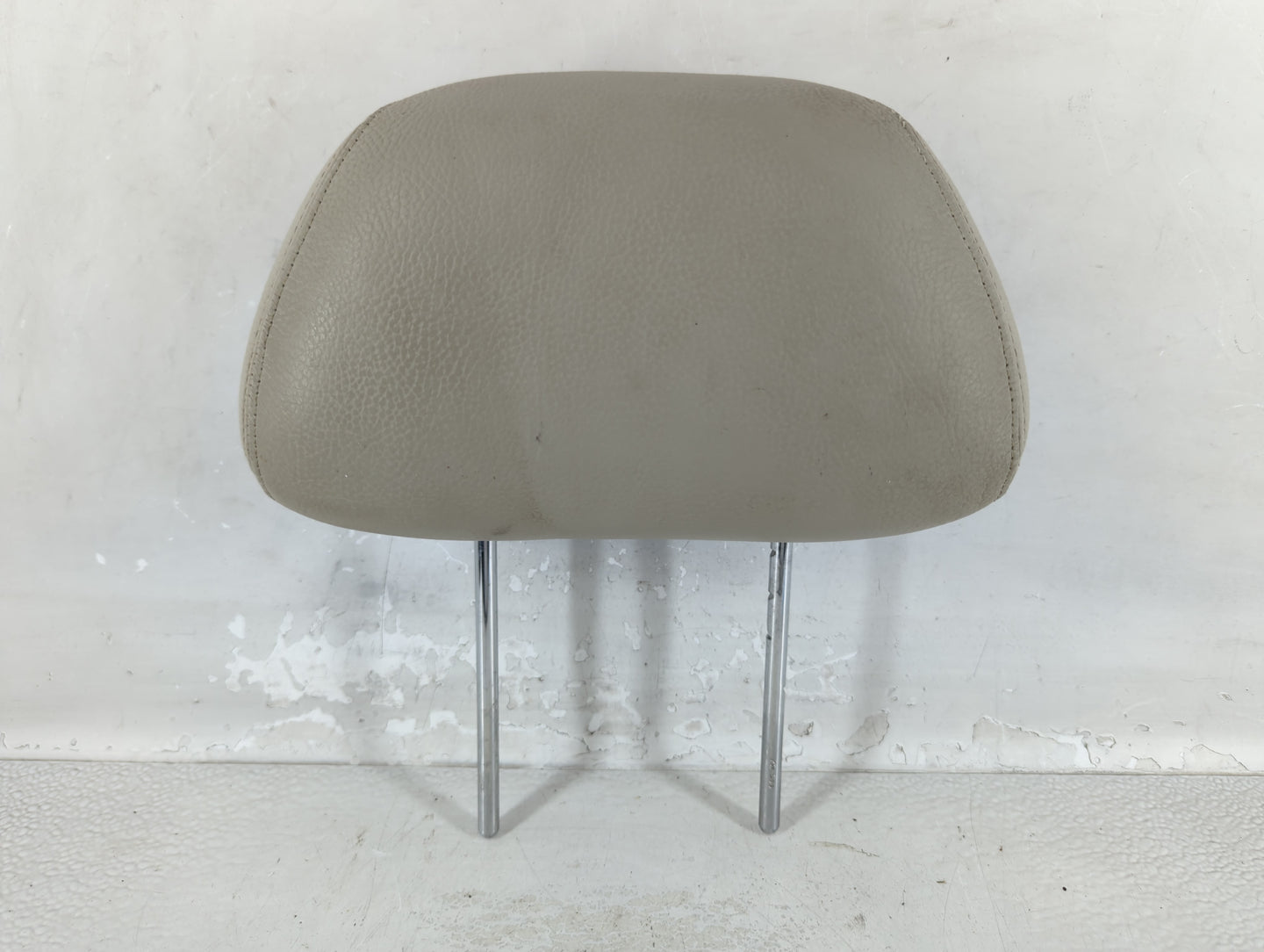 2003 Volvo V40 Headrest Head Rest Rear Seat Fits OEM Used Auto Parts - Oemusedautoparts1.com