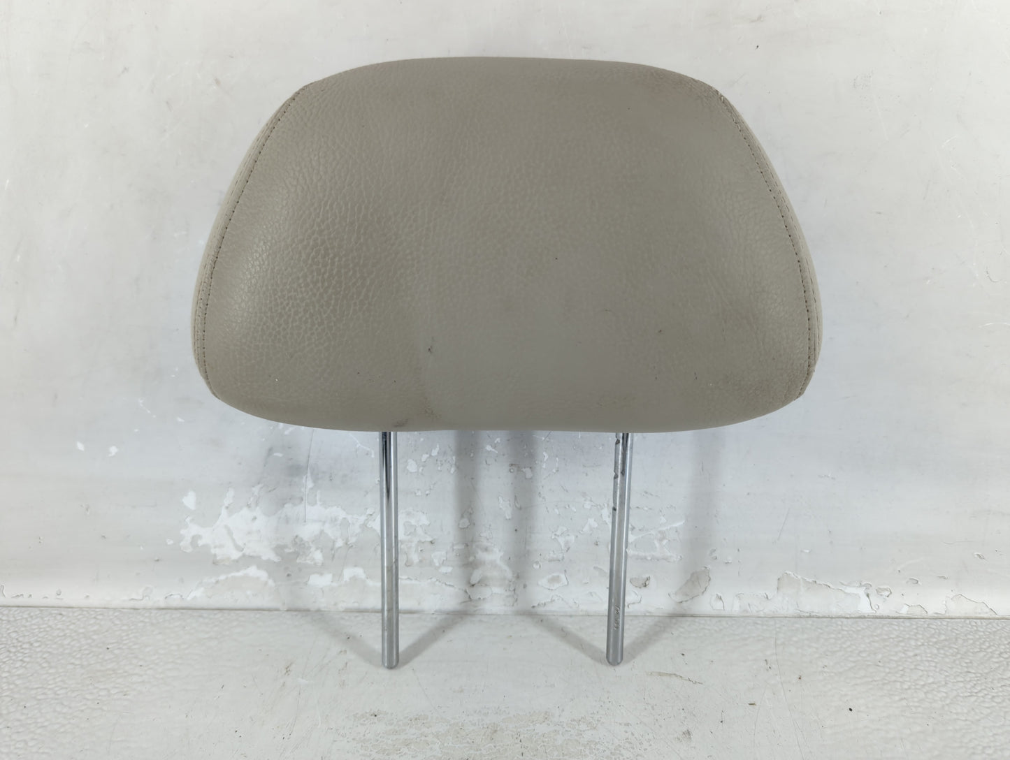 2003 Volvo V40 Headrest Head Rest Rear Seat Fits OEM Used Auto Parts - Oemusedautoparts1.com