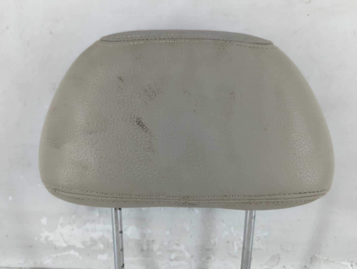 2003 Volvo V40 Headrest Head Rest Rear Seat Fits OEM Used Auto Parts - Oemusedautoparts1.com