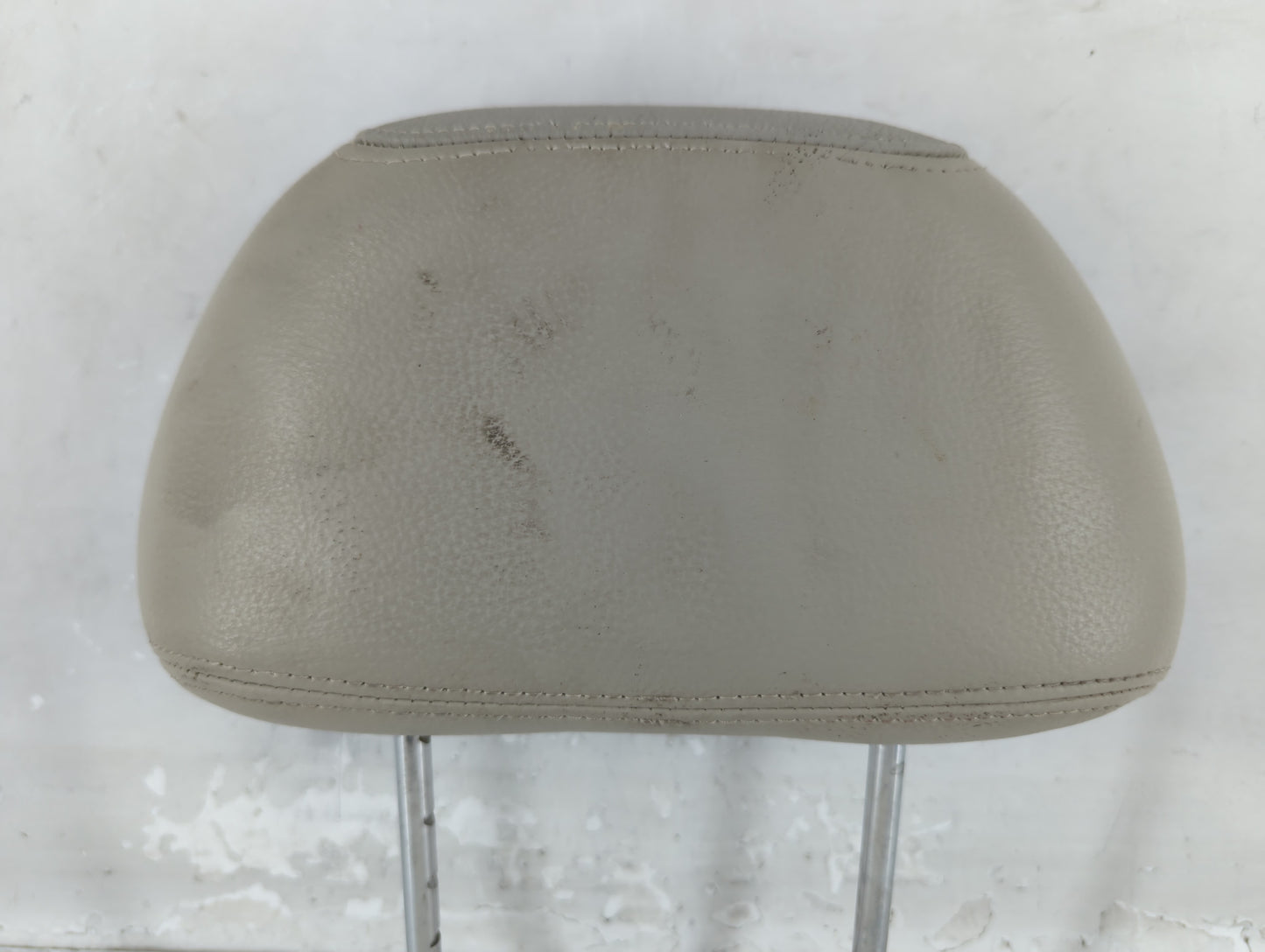 2003 Volvo V40 Headrest Head Rest Rear Seat Fits OEM Used Auto Parts - Oemusedautoparts1.com