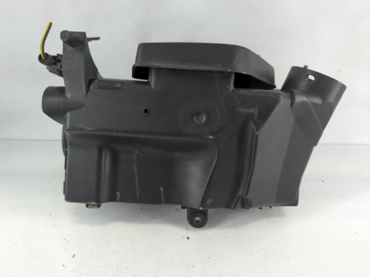 2000-2004 Volvo V40 Air Cleaner Intake-duct Hose Tube - Oemusedautoparts1.com