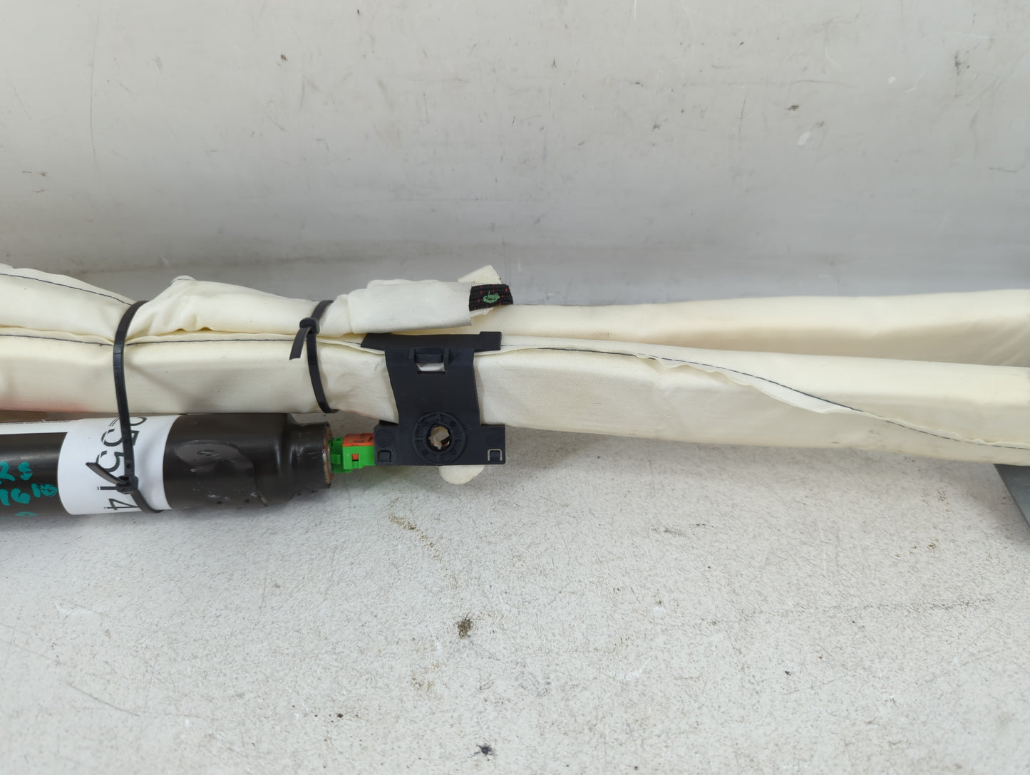 2003 Volvo V40 Air Bag Rear Right Passenger Door - Oemusedautoparts1.com